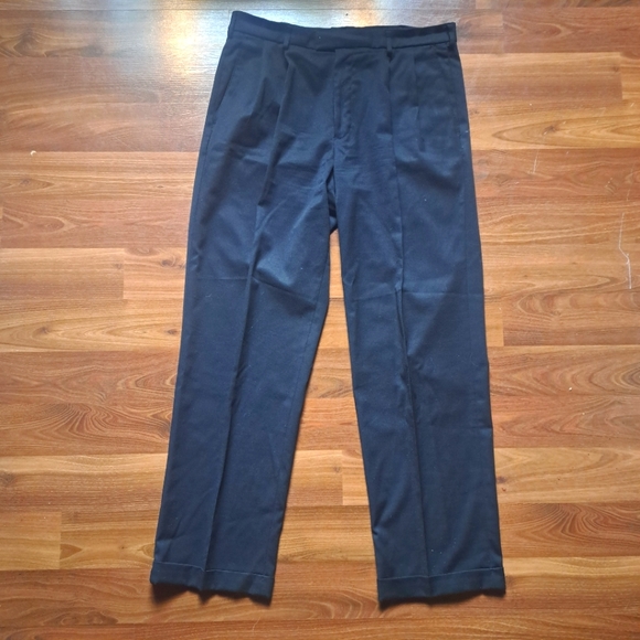 Black Formal Men's Dress Pants Classic Staple Business Work Career Wear - Picture 1 of 8
